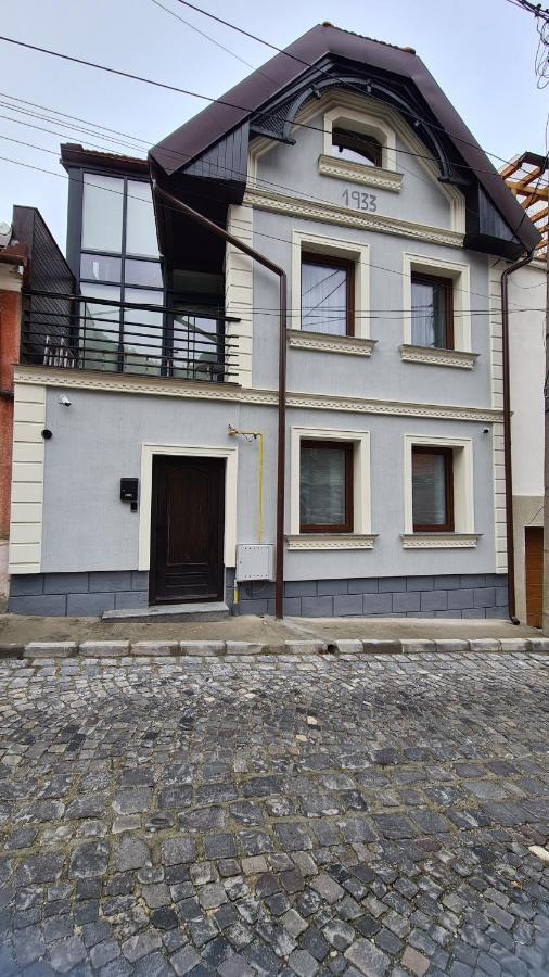 Casa Chiper - Attic Apartment With View Брашов Екстер'єр фото