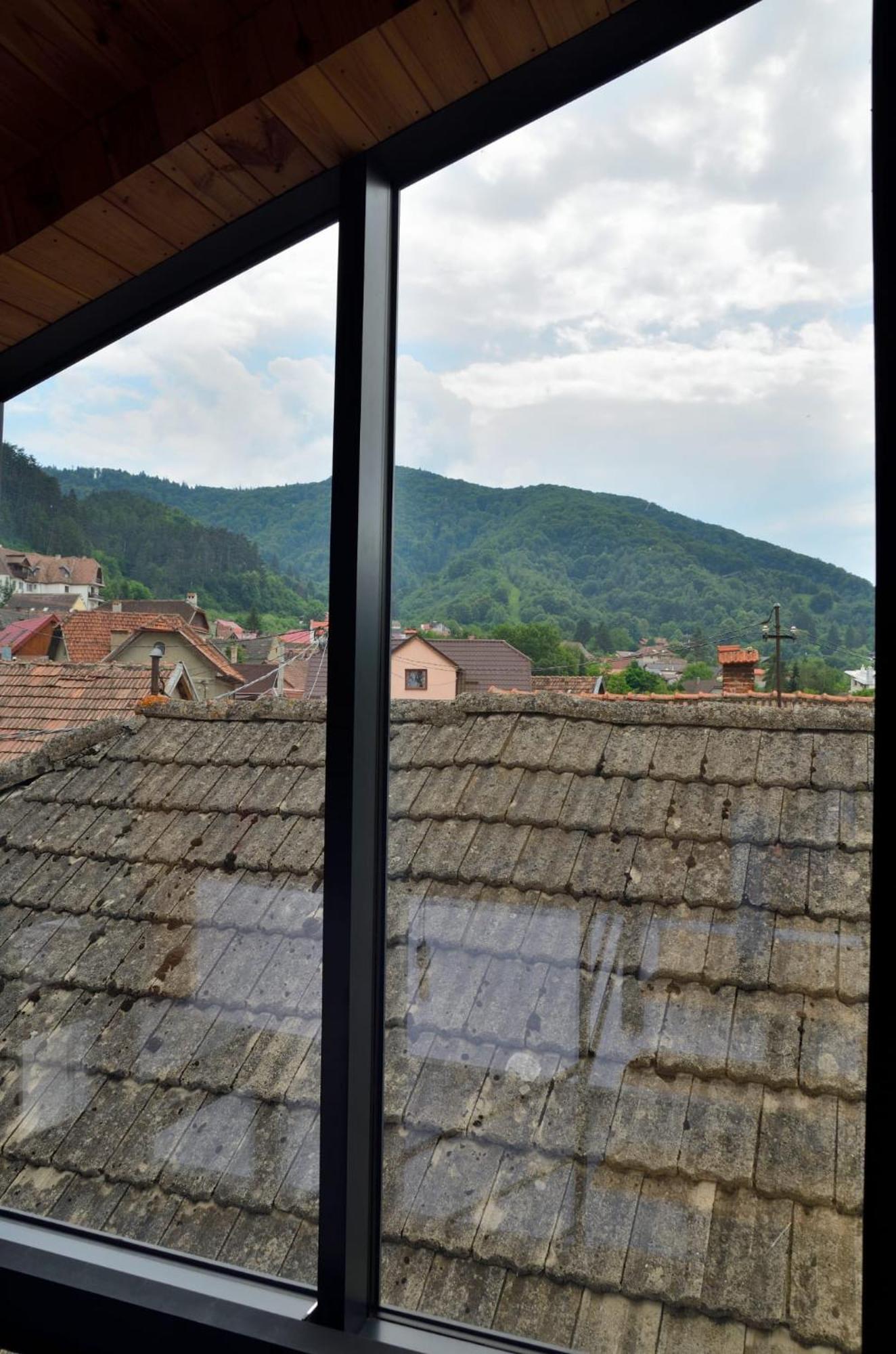 Casa Chiper - Attic Apartment With View Брашов Екстер'єр фото
